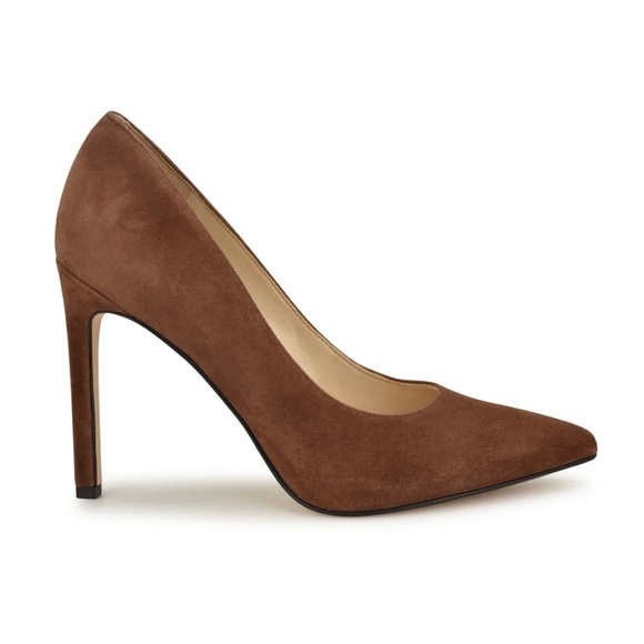 NWT Nine West Tatiana Pointy Toe Brown Suede Pumps Stiletto Heel 4” Size 9.5M